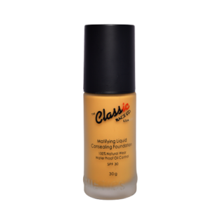 Classic Makeup Consealing Matte Foundation